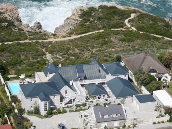 Beachfront Property prices Hermanus - Westcliff