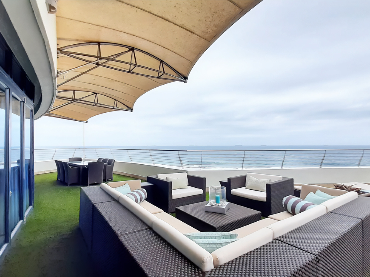 Rooftop deck usability has versatile seating and entertainment areas 