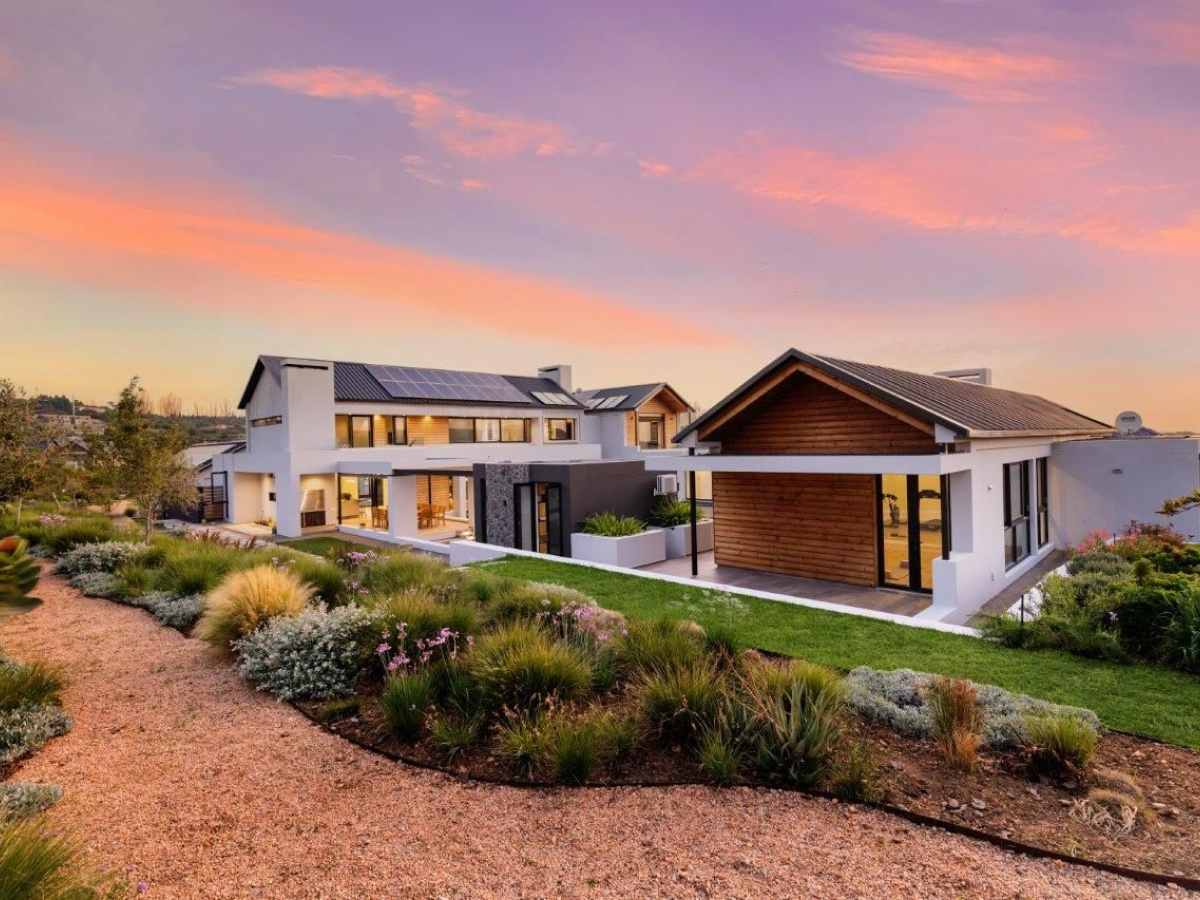View of Why is an exclusive mandate the best choice for luxury property sales